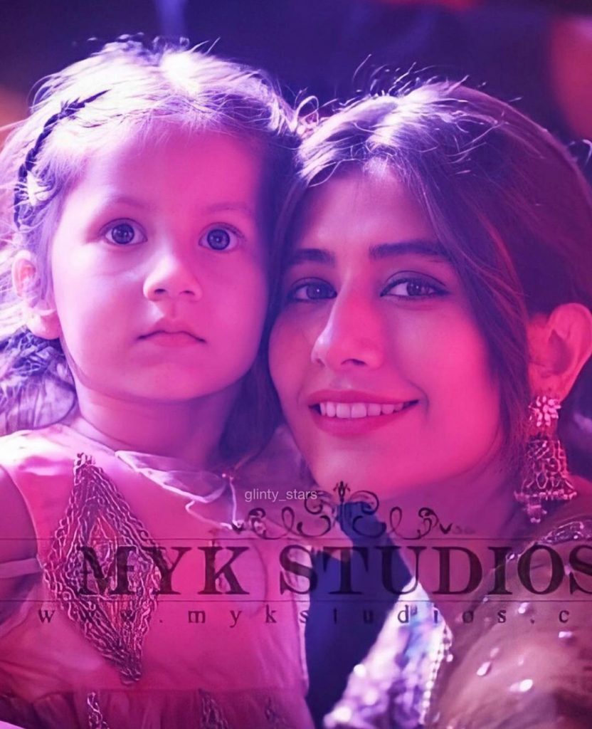 Adorable Throwback Pictures Of Syra Yousuf With Her Daughter