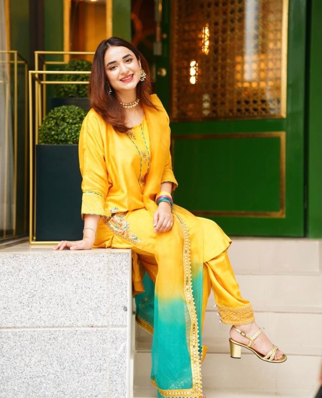 Best Dressed Pakistani Celebrities on Eid-ul-Adha 2021
