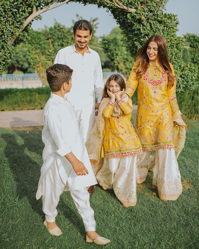 Celebrities Twining With Their Spouses And Children On Eid