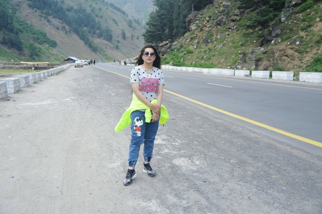 Fatima Effendi Shares Recent Pictures With Family From Northern Areas