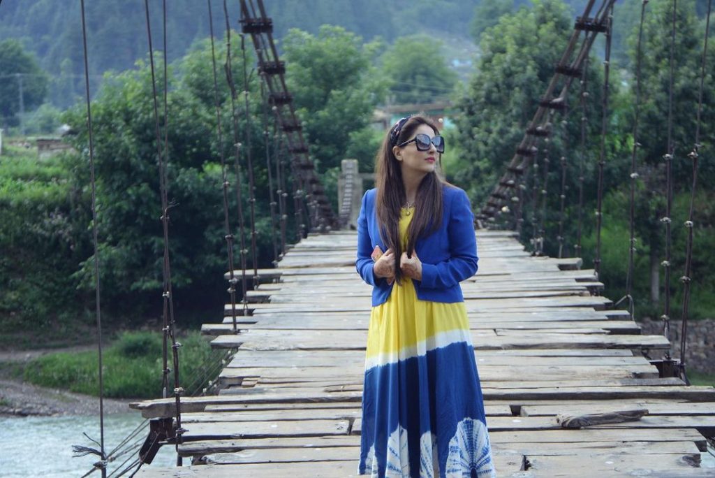 Fatima Effendi Shares Recent Pictures With Family From Northern Areas