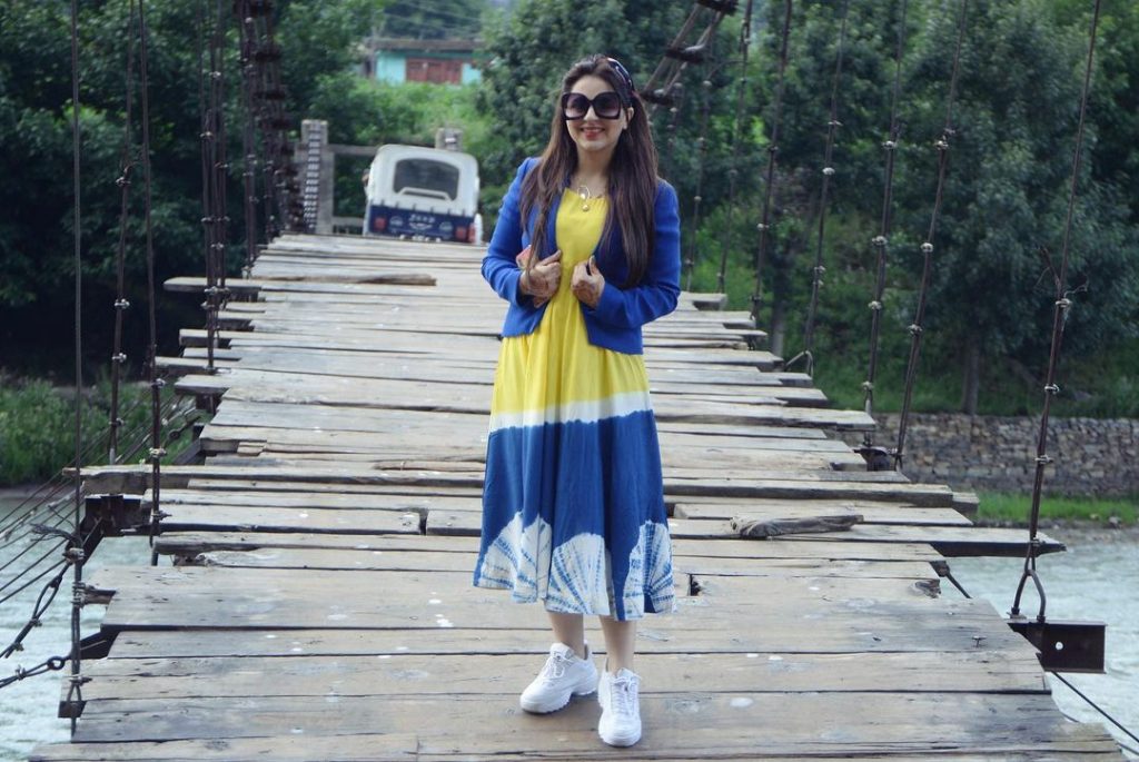 Fatima Effendi Shares Recent Pictures With Family From Northern Areas