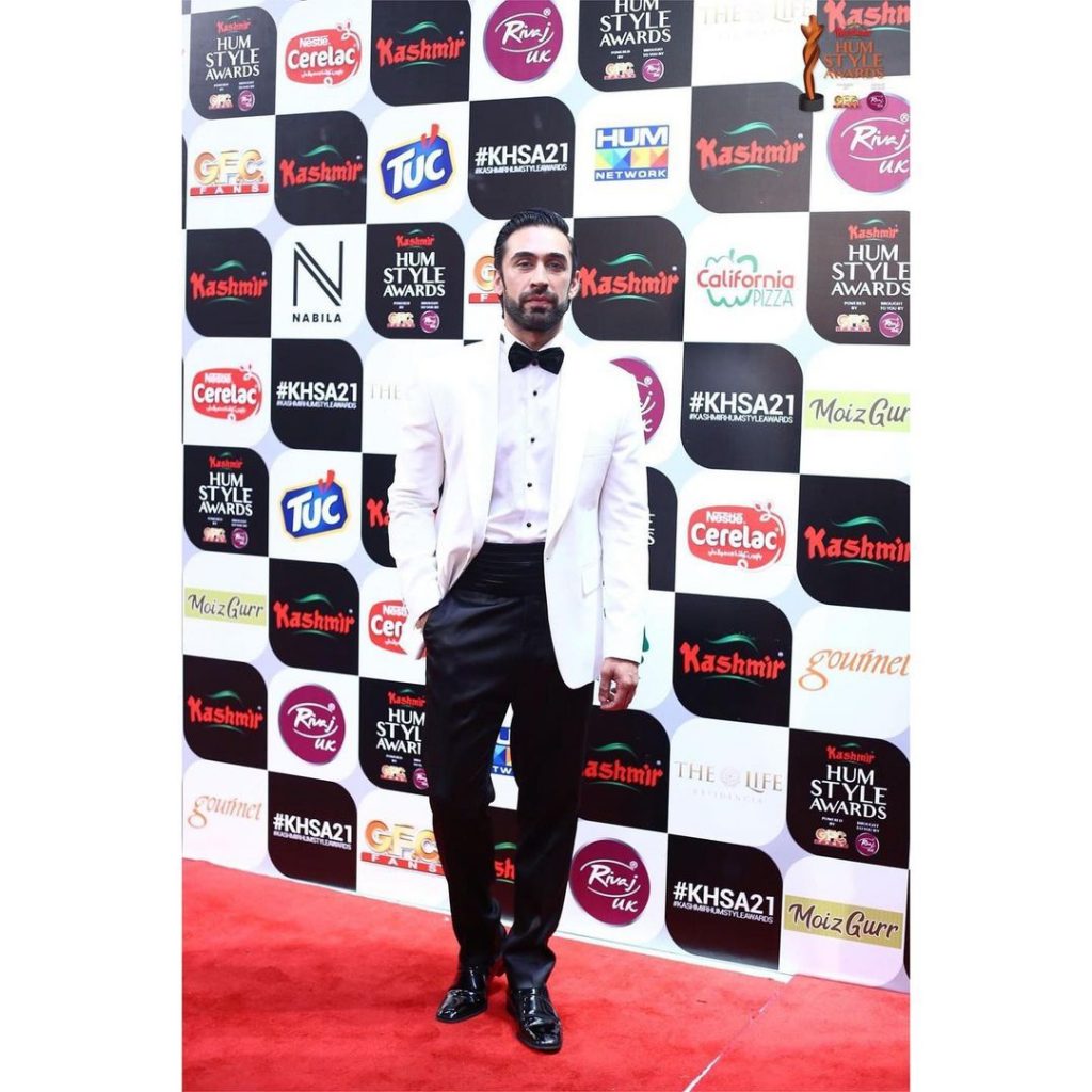 Celebrities Spotted At The Red Carpet Of 5th Hum Style Awards