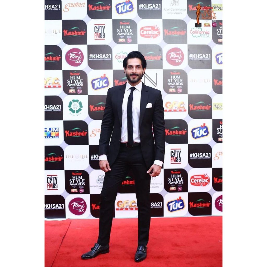 Celebrities Spotted At The Red Carpet Of 5th Hum Style Awards