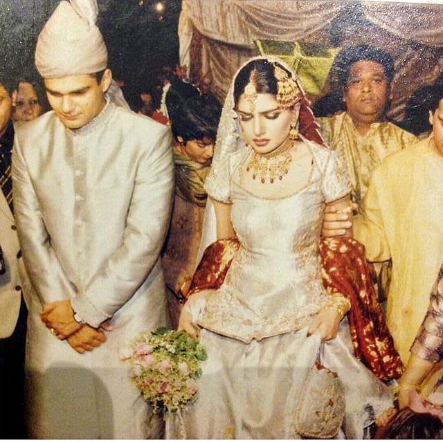 Iffat Omar Shared Beautiful Throwback Pictures From Her Wedding