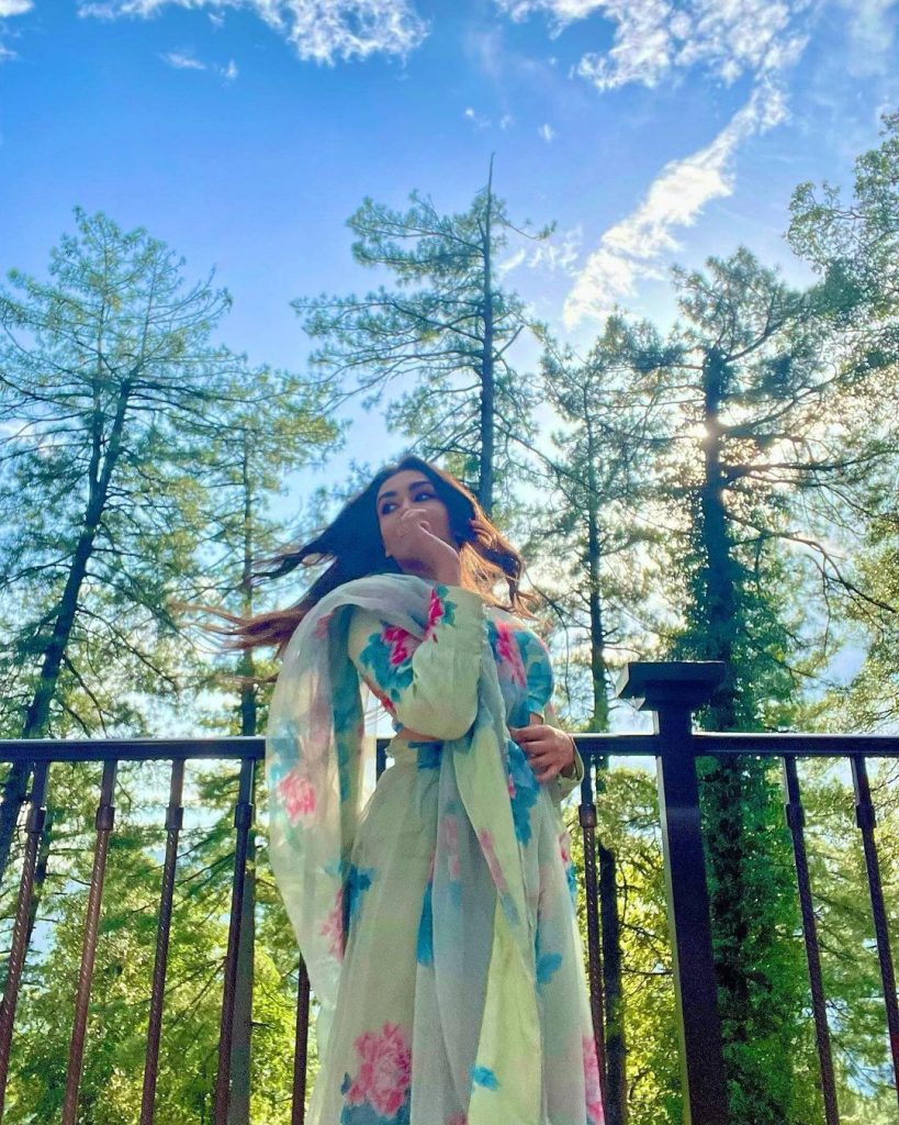 Maira Khan Enjoying Vacations In Georgia