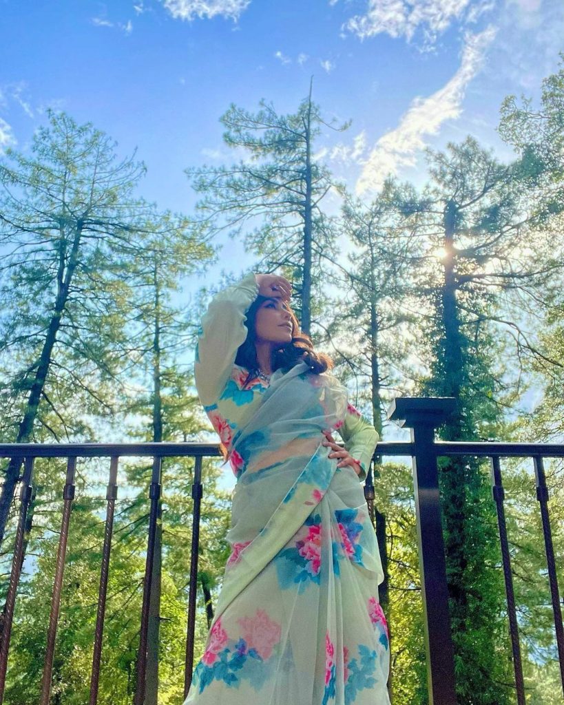 Maira Khan Enjoying Vacations In Georgia