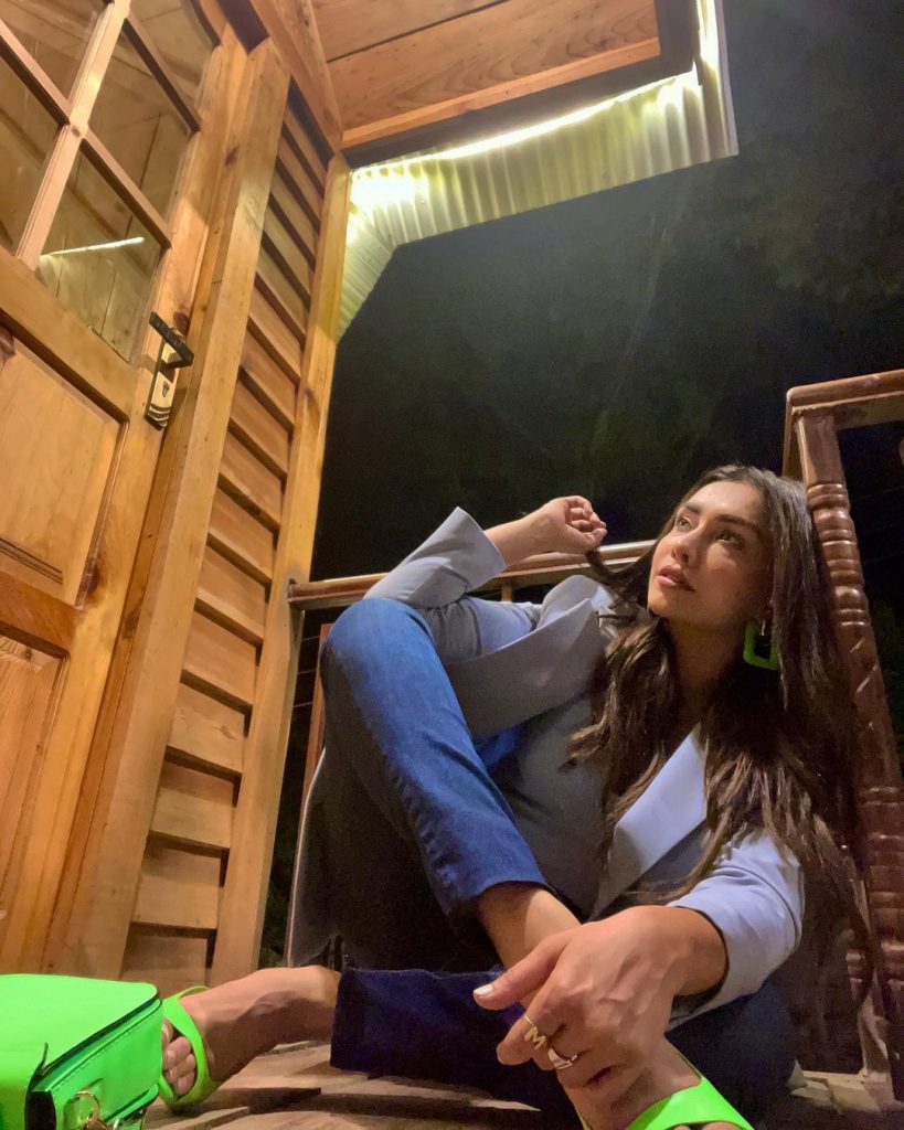 Maira Khan Enjoying Vacations In Georgia