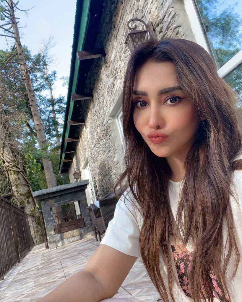 Maira Khan Enjoying Vacations In Georgia