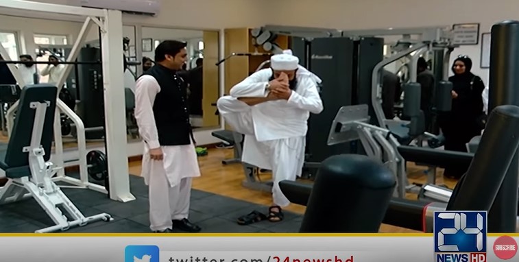 Maulana Tariq Jamil Shared The Secret Behind His Fitness