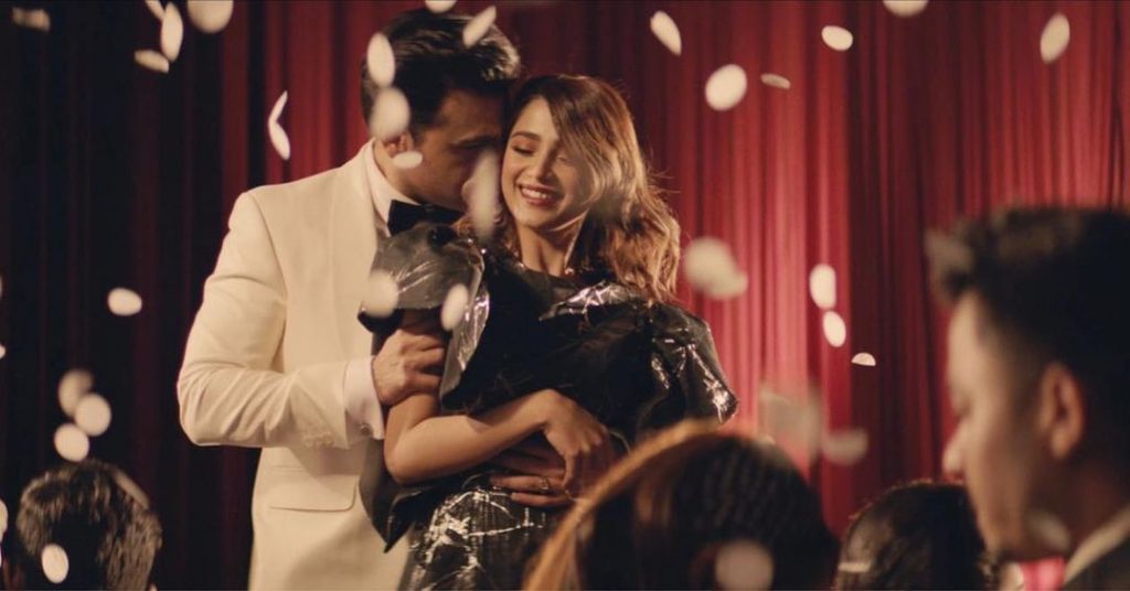 Farhan Saeed And Aima Baig's New Melodious Song "Na Cher Malangaan Nu" Is Out