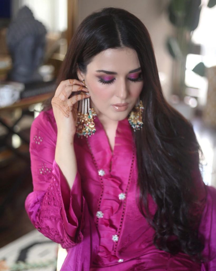 Natasha Ali Looked Spellbinding In Fuchsia-Colored Dress With Her Daughter