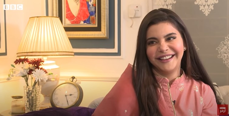 Why Does Nida Yasir Invite Viral Sensations To Her Show Promptly