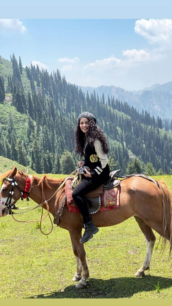 Nimra Khan Alluring Pictures From Hunza
