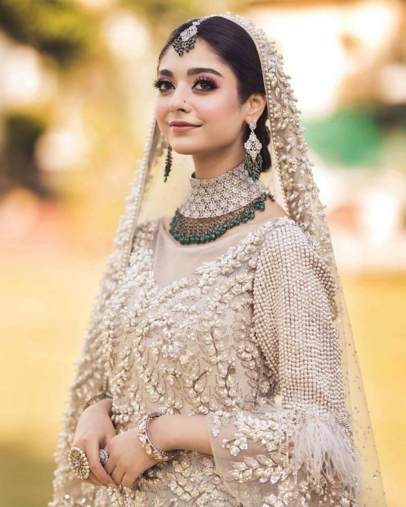 Noor Zafar Khan Looks Like A Vision To Behold In Recent Photoshoot