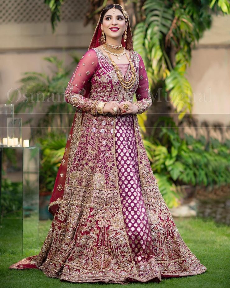 Ramsha Khan Looks Like A Diva In Her Latest Bridal Shoot | Reviewit.pk