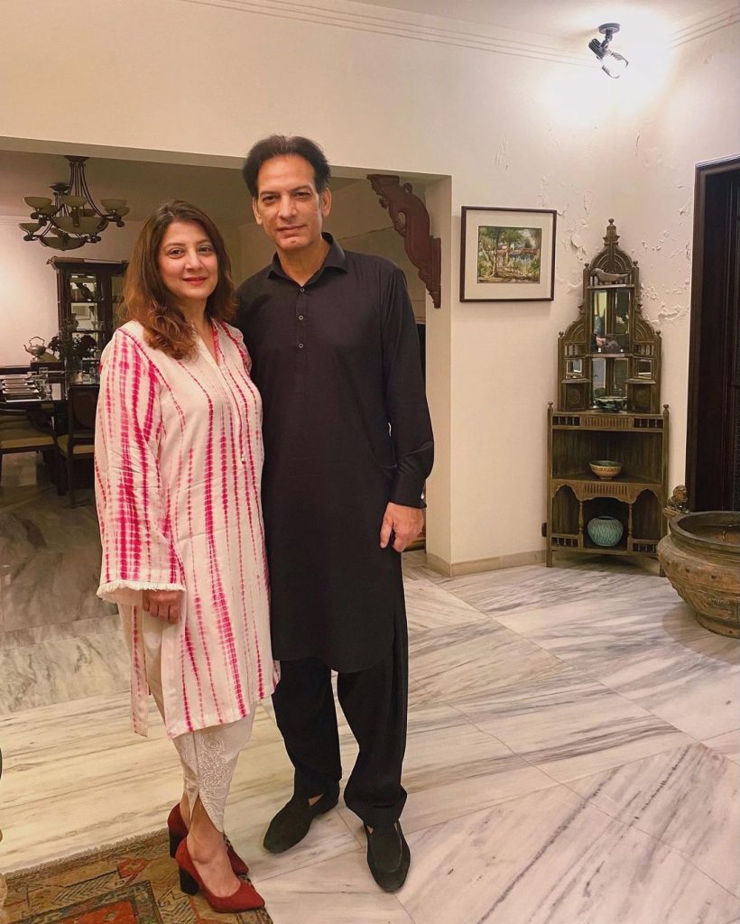 Saleem Sheikh Latest Beautiful Pictures With Family