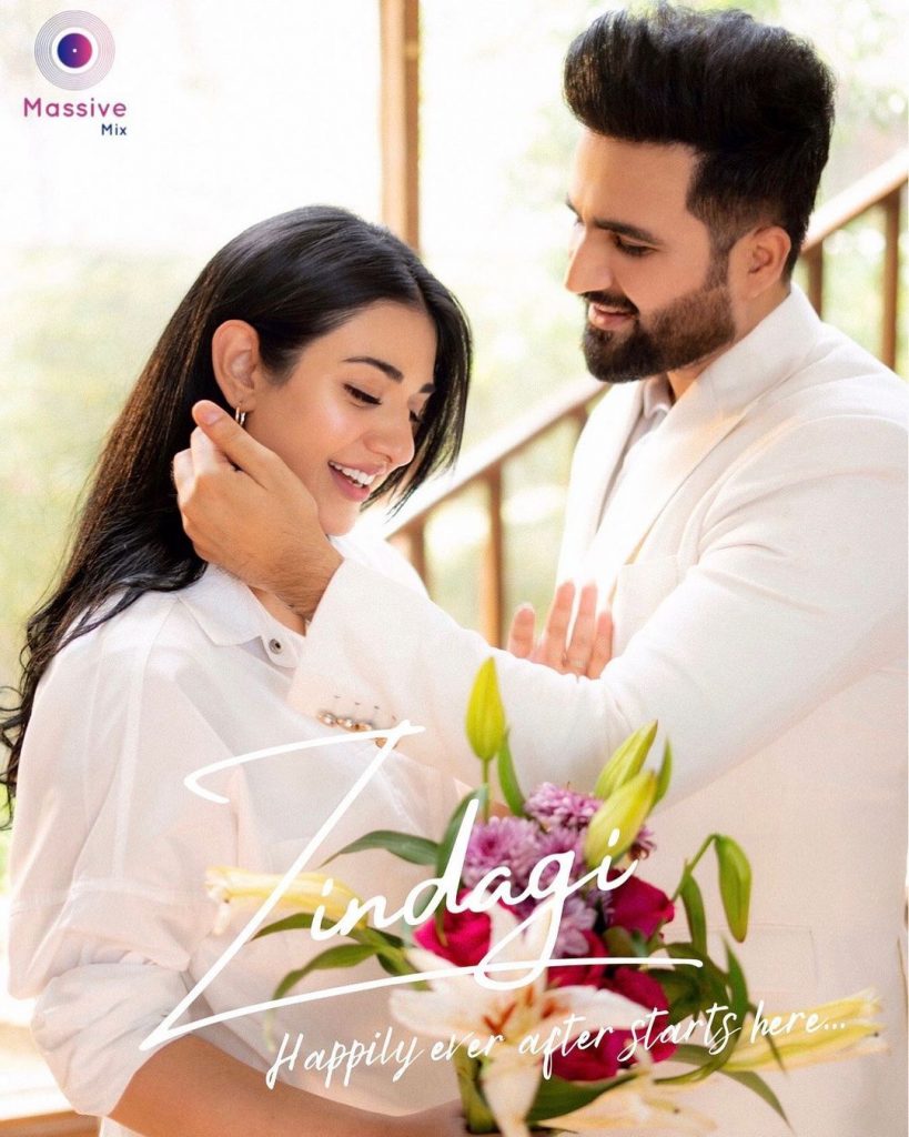 Falak Shabir's Latest Romantic Song Zindagi Featuring Sarah Khan Is Out Now