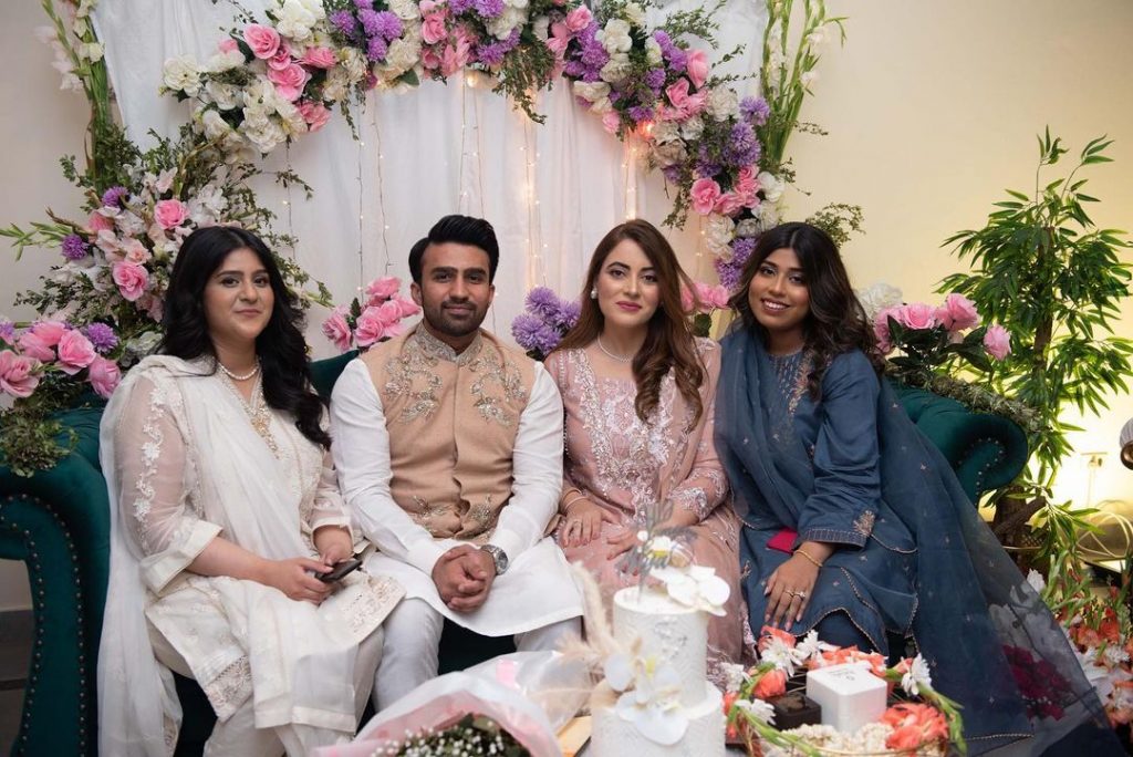 HD Pictures From Engagement Ceremony Of Shagufta Ejaz's Daughter