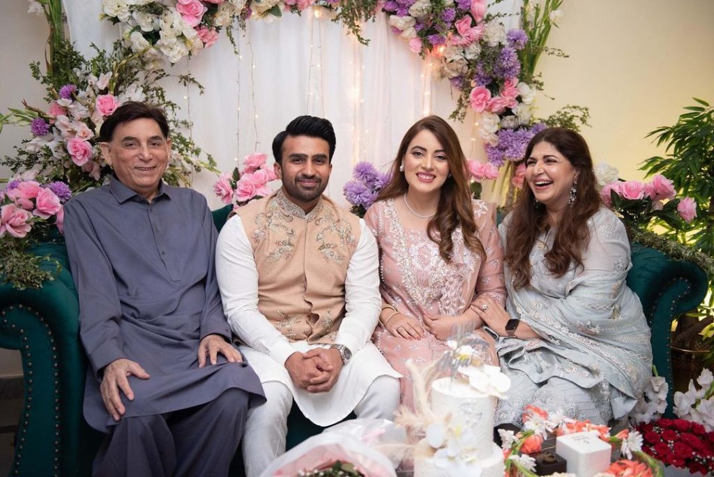 HD Pictures From Engagement Ceremony Of Shagufta Ejaz's Daughter