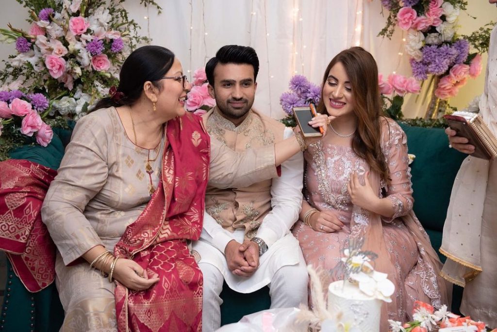 HD Pictures From Engagement Ceremony Of Shagufta Ejaz's Daughter