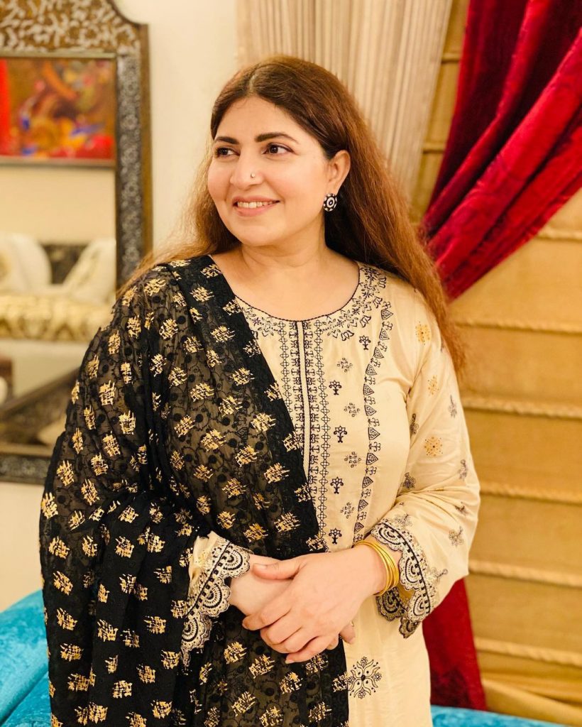 Shagufta Ejaz Pictures With Family On Eid Day