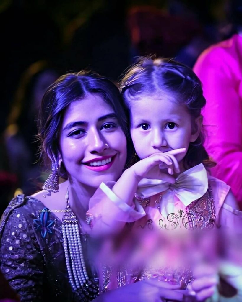 Adorable Throwback Pictures Of Syra Yousuf With Her Daughter