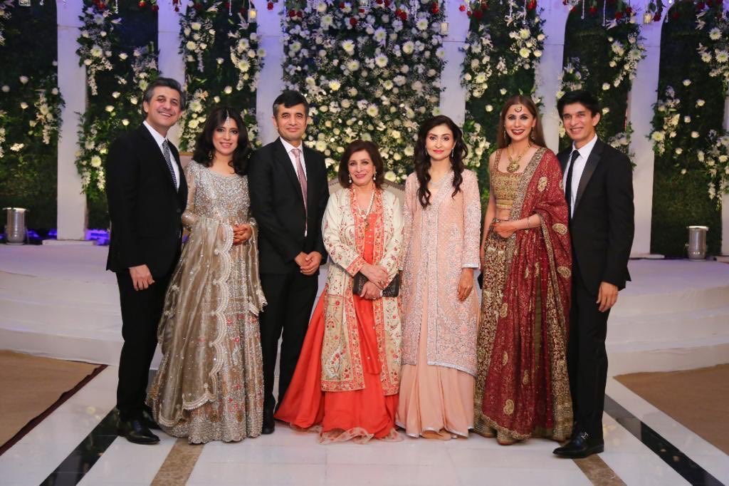 Sultana Siddiqui's Beautiful Family Portraits From Family Wedding