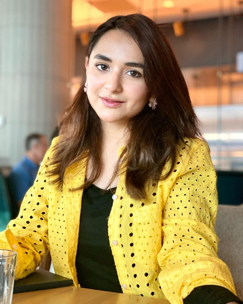 Yumna Zaidi Amazes Audience With Her Golden Words