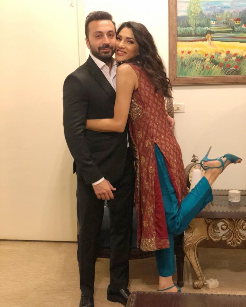 Zhalay Sarhadi Celebrates 14th Wedding Anniversary