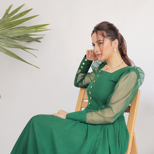 Aiman Khan & Maya Ali Gracing The Shades Of Green With Elegance