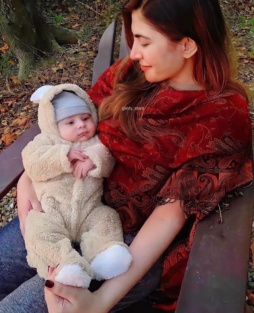 Top 10 Adorable Family Pictures Of Hamza Ali Abbasi