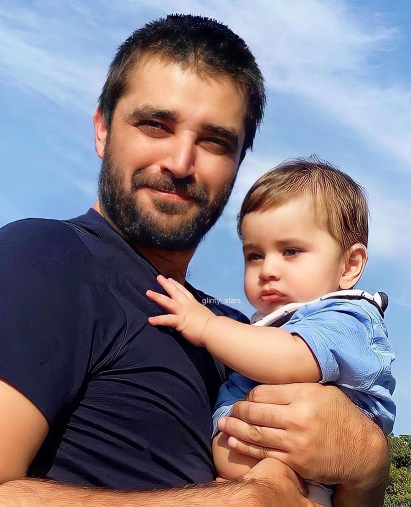 Top 10 Adorable Family Pictures Of Hamza Ali Abbasi