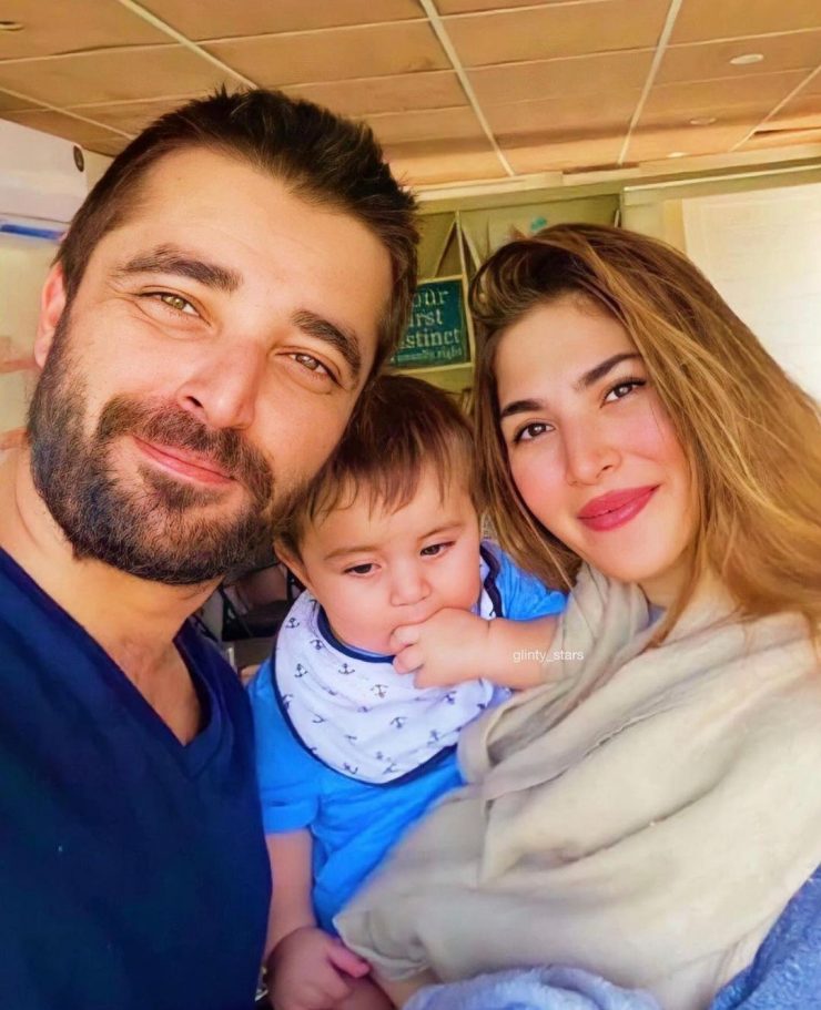 Top 10 Adorable Family Pictures Of Hamza Ali Abbasi | Reviewit.pk