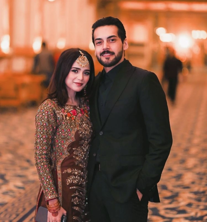 Beautiful Portraits Of Aima Baig And Shahbaz Shigri From Her Sister's Wedding