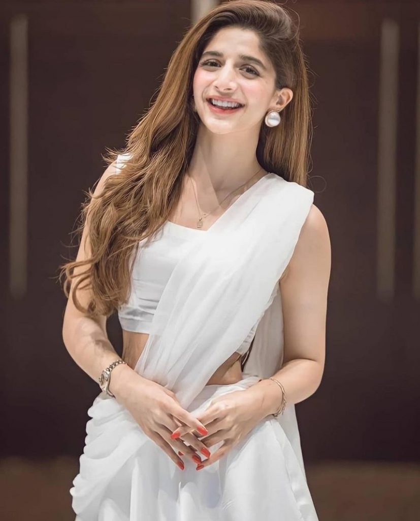 Mawra Hocane Flaunts Elegance In Her Sari Looks