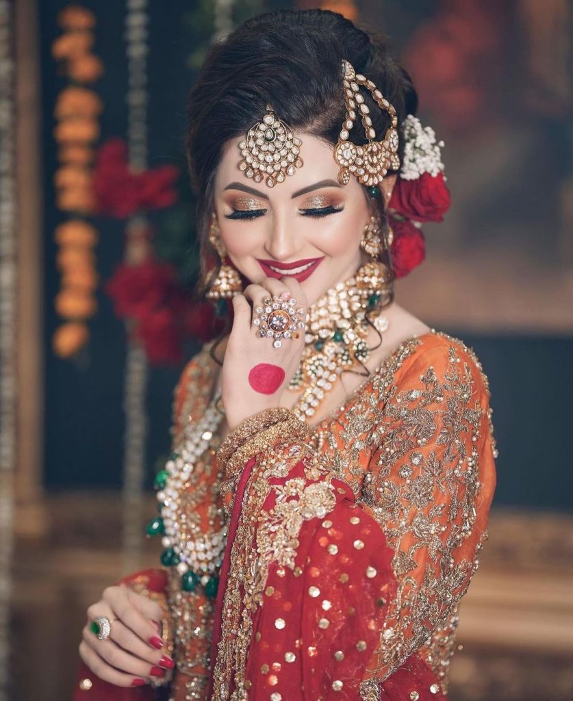 Moomal Khalid Exudes Utter Elegance In Her Latest Bridal Shoot