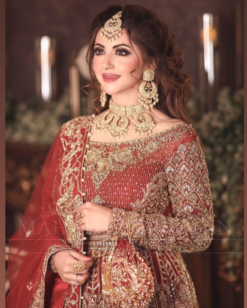 Moomal Khalid Nails Ethereal Beauty In Her Latest Bridal Shoot