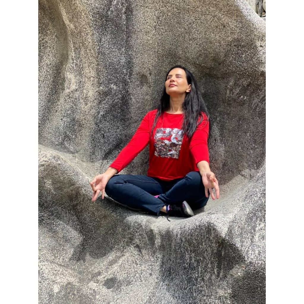 Actress Munazzah Arif Enjoying The Beauty Of Nature In Northern Areas Of Pakistan