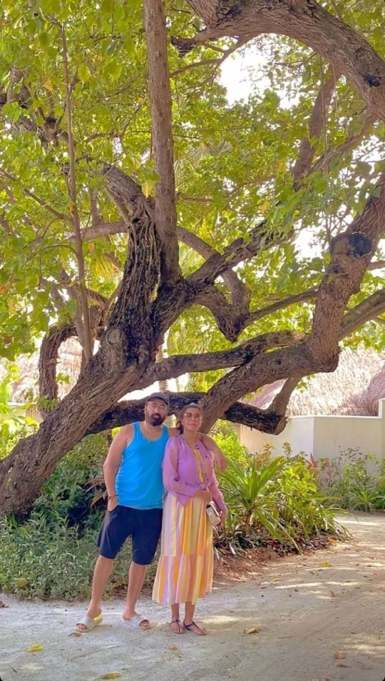 Nida Yasir And Yasir Nawaz Vacationing In Maldives - Latest Pictures