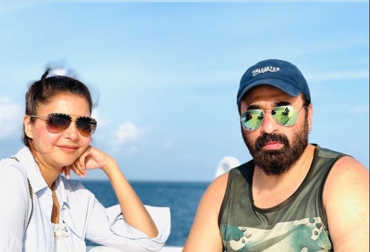 Nida Yasir And Yasir Nawaz Vacationing In Maldives - Latest Pictures