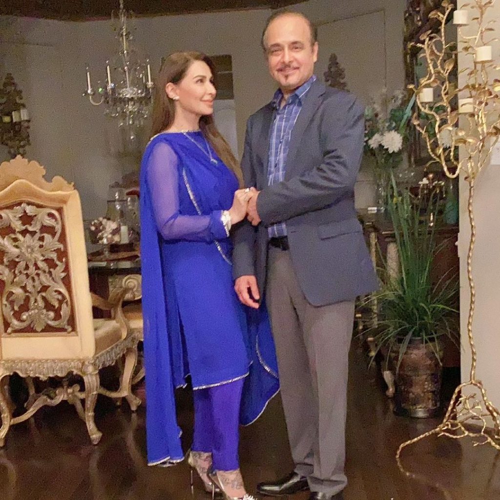 Alluring Pictures Of Reema Khan With Her Husband From A Recent Wedding Event