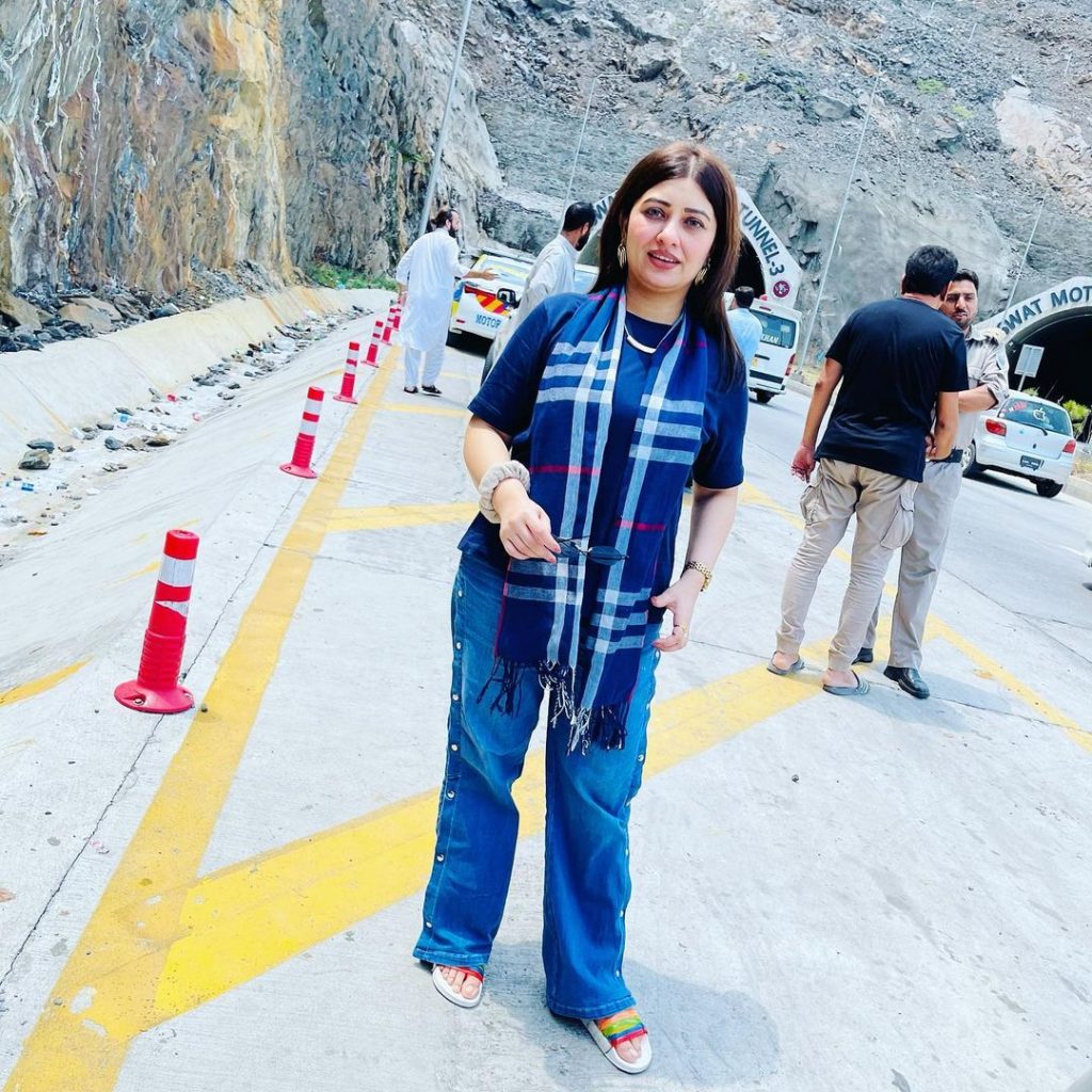 Journalist Summaiya Rizwan Enjoying Her Vacations In Swat