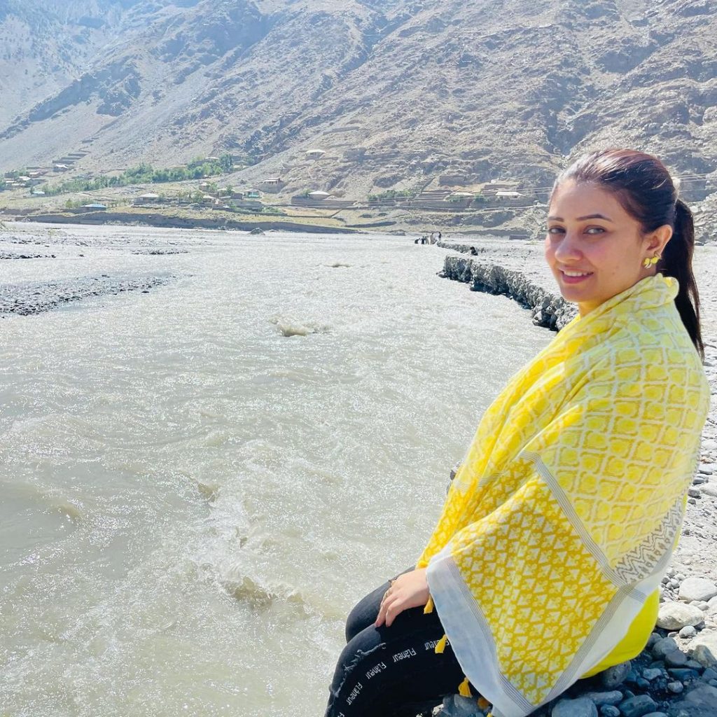Journalist Summaiya Rizwan Enjoying Her Vacations In Swat