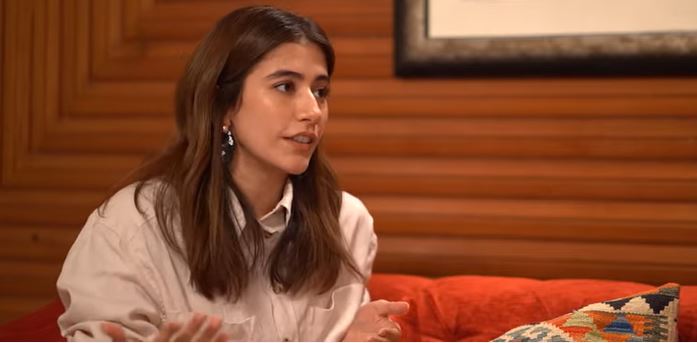 Syra Yousaf's Concern Regarding Her Marital Controversies Affecting Her Daughter