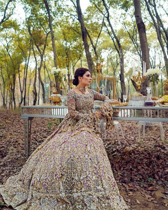 Ayeza Khan Looks Alluring As A Modern Bride In Her Latest Shoot Reviewitpk 0910