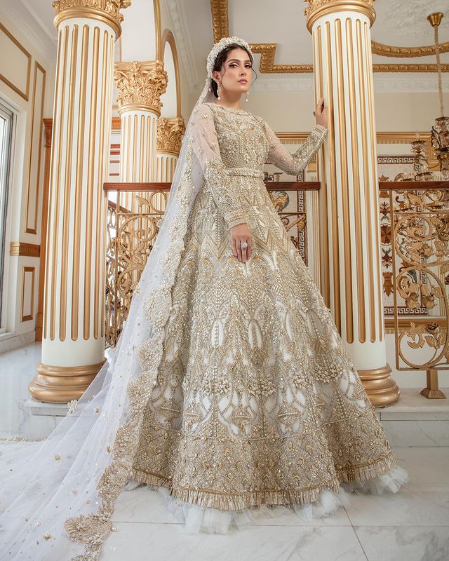 Ayeza Khan Looks Like A Goddess In Ivory Bridal Ensemble