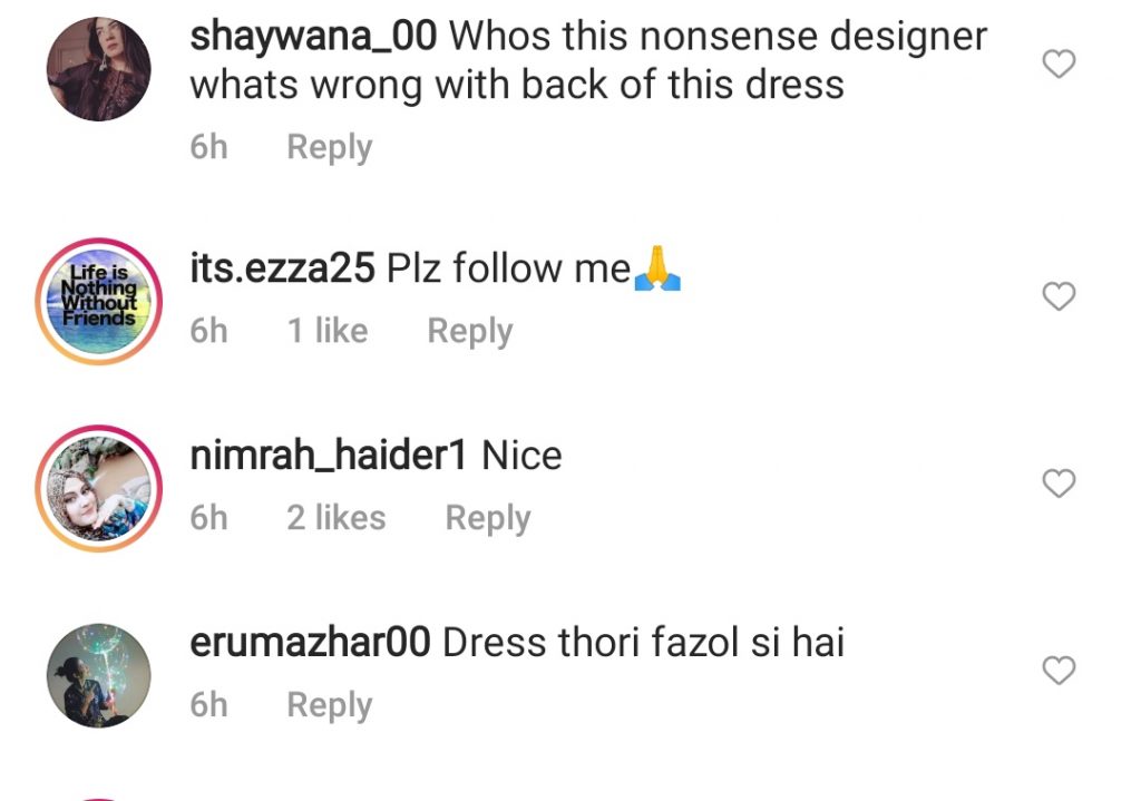 Fans Showing Displeasure Over Ayeza Khan's Latest Picture