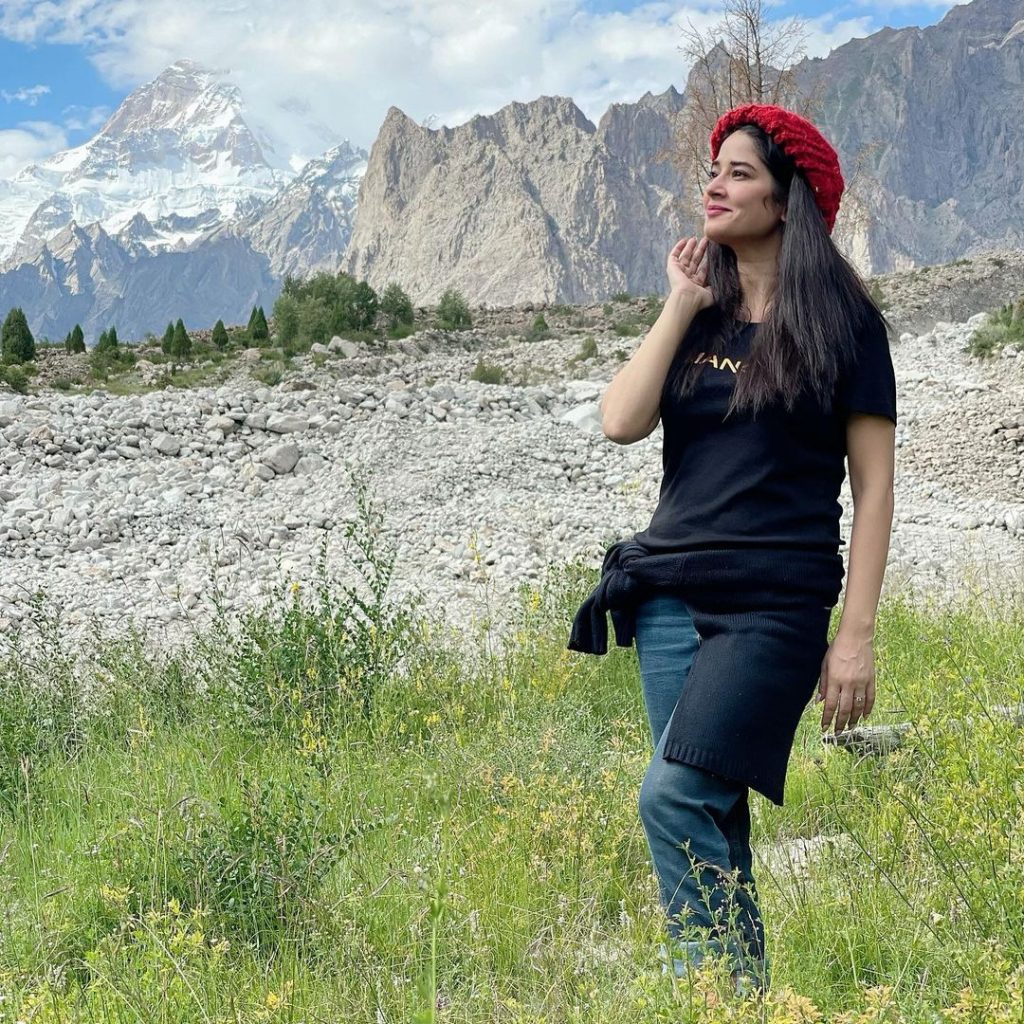 Faiza Gillani Beautiful Pictures From Family Vacations