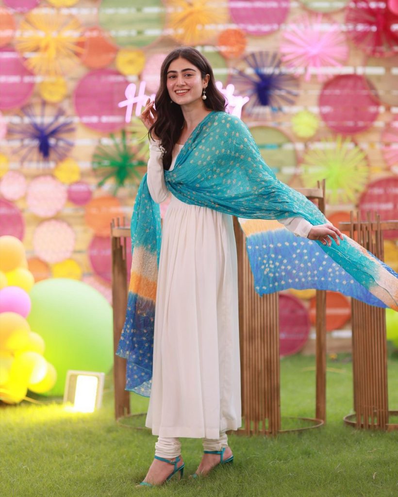 Hina Afridi Pictures From Maya Ali's Birthday Bash